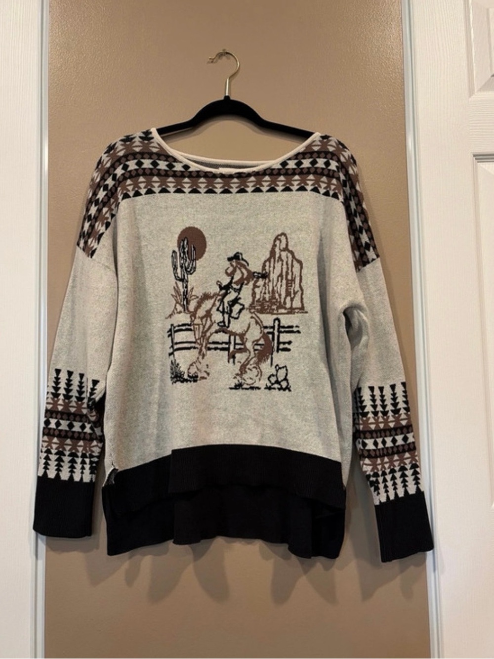 Western Scene Ivory and Brown Long Sleeve Knit Top